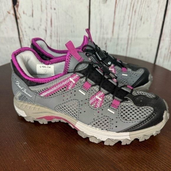 PEARL IZUMI women’s spin class or biking shoes purple gray mesh vamp 37 (7) NIB - Picture 1 of 16